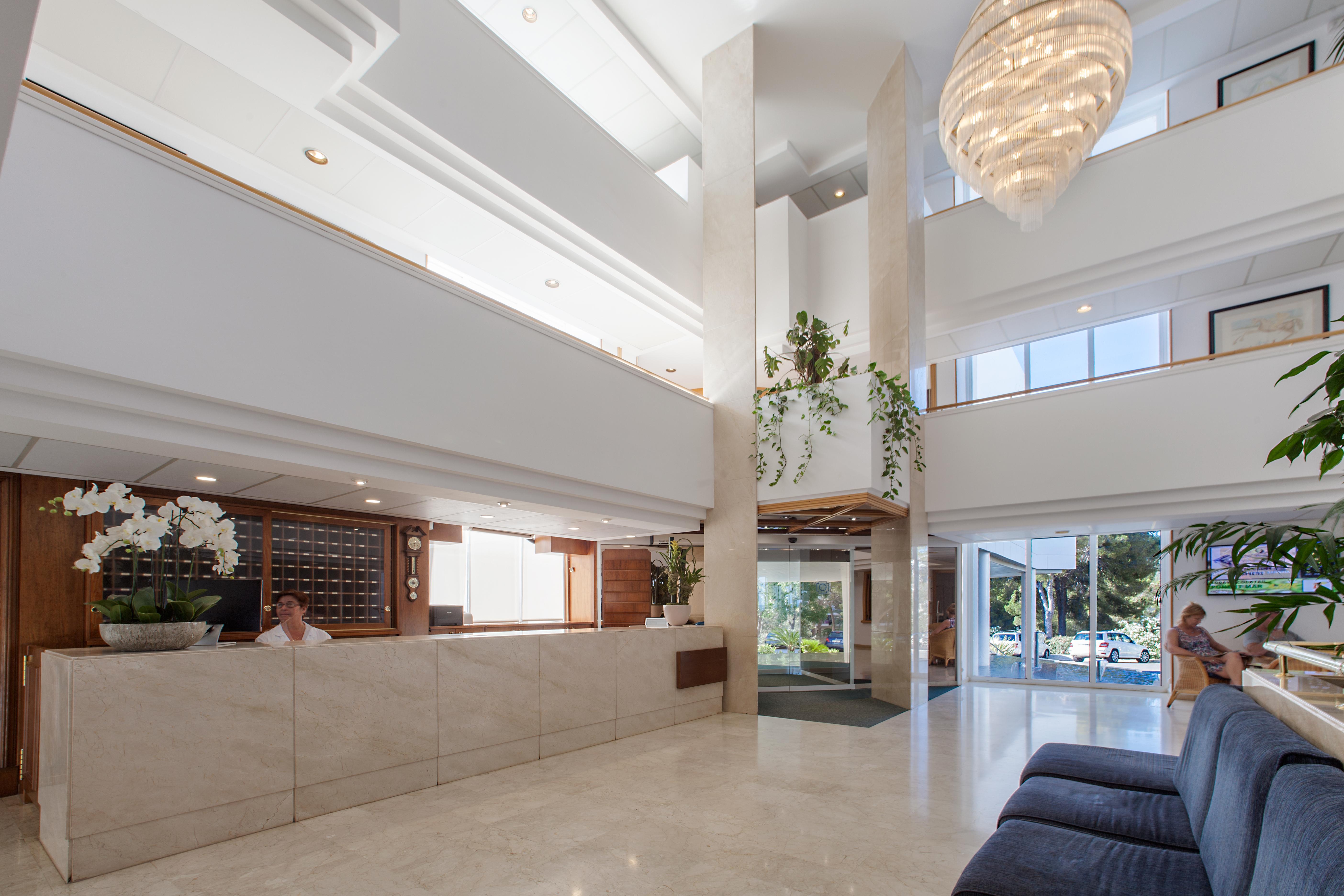 Ponent Mar Aparthotel 4*